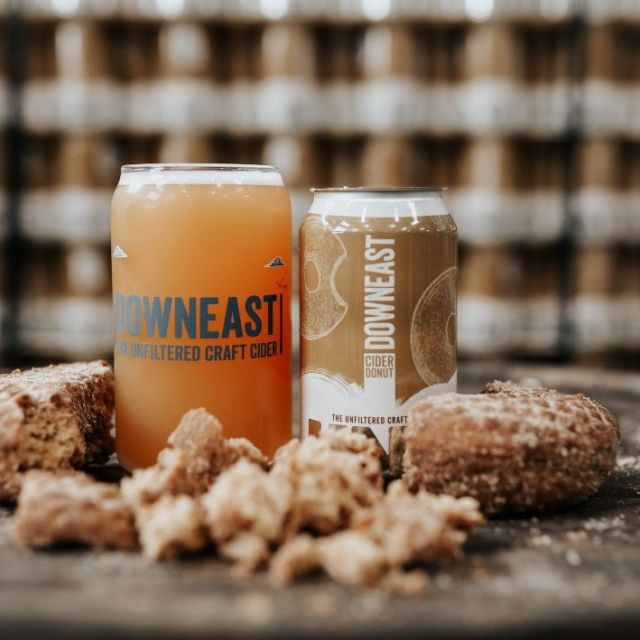 Get your Fall fix from Downeast Cider!

Their Cider Donut and Pumpkin Ciders transport you to a time of flannel, leaves changing and a crisp mornings!

Grab some today! 🍎🍻
@downeastcider